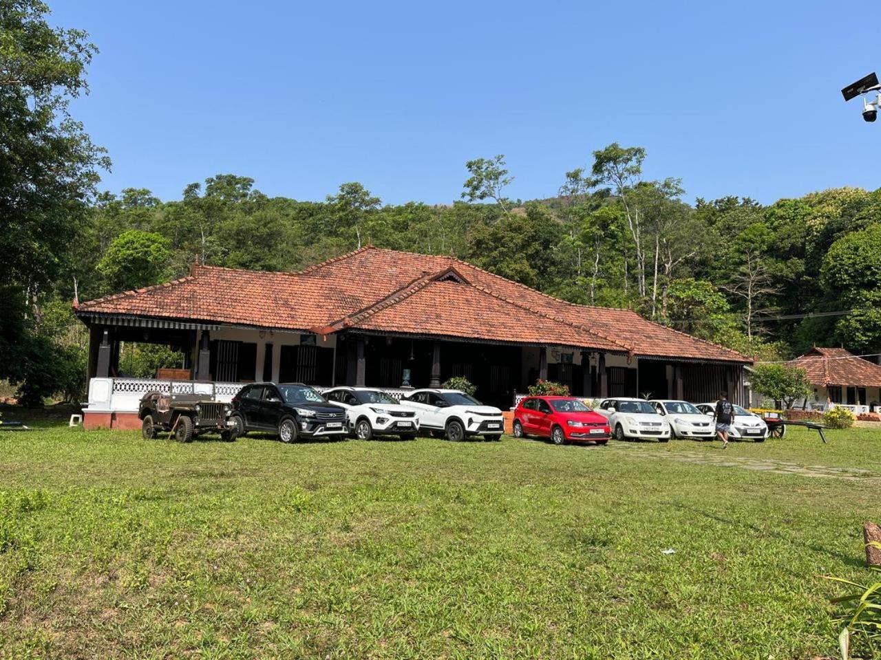 Highland Estate Hotell Sakleshpur Eksteriør bilde