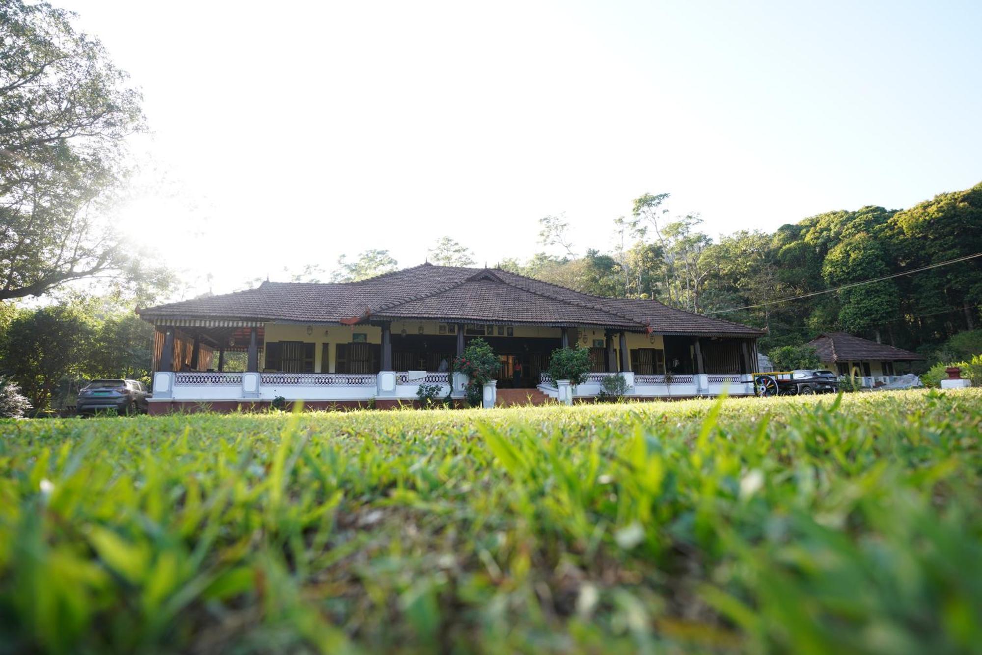 Highland Estate Hotell Sakleshpur Eksteriør bilde